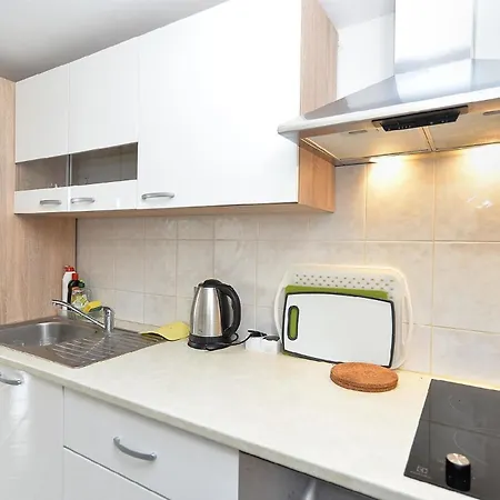 Fuer 3 Personen Ca 30 Qm In Medulin, Istrien Suedkueste Von Istrien Apartment *
